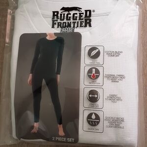 Women’s White Thermal Undershirt Set - 2 Piece